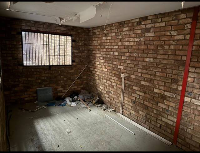 BUSINESS PROPERTY TO RENT IN SUNDERLAND RIDGE